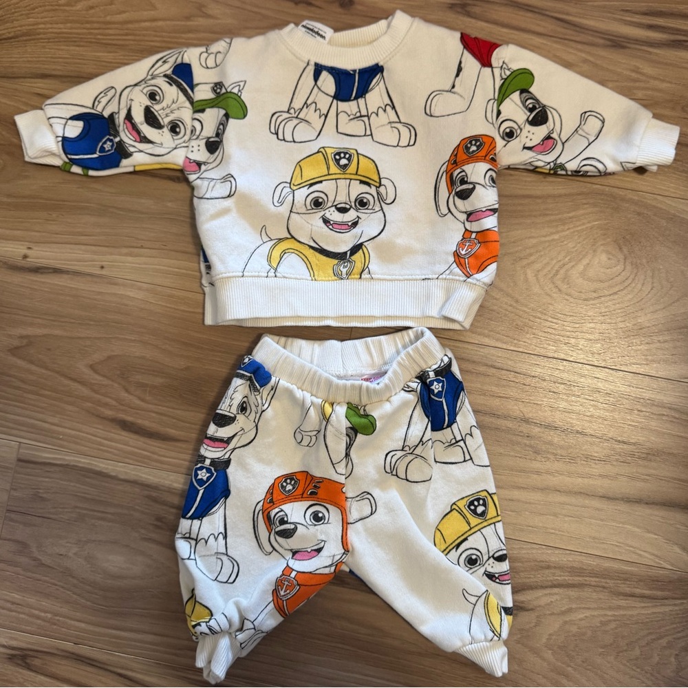 Paw Patrol Zara Infant Baby Sweatshirt and Sweatpants Joggers Set 3-6 months EUC